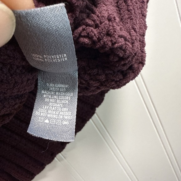 Aerie Sweater Womens Size S Plum Mock Neck Wool Blend Chunky Knit Oversized - Picture 4 of 4